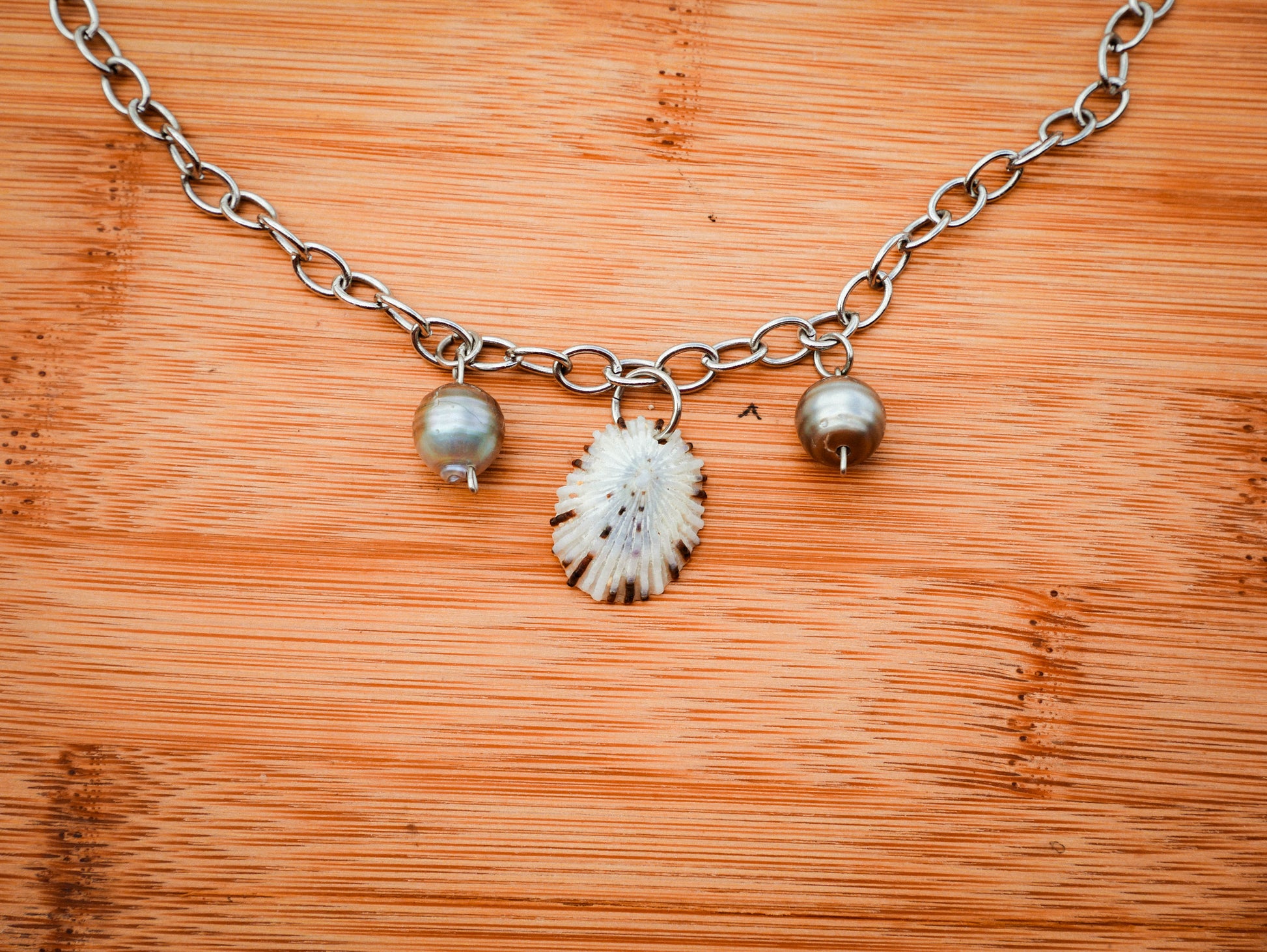 Opihi and Tahitian Pearl Necklace