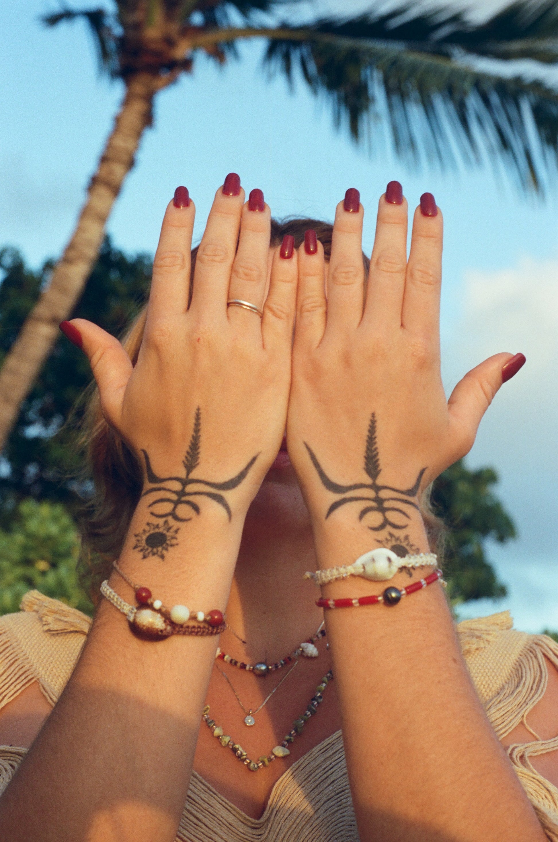 Money Cowrie Beaded Bracelet