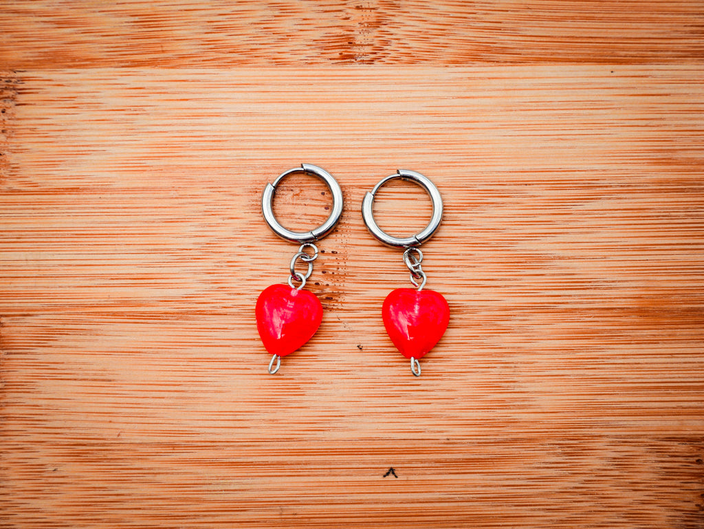 14mm Heart Huggies