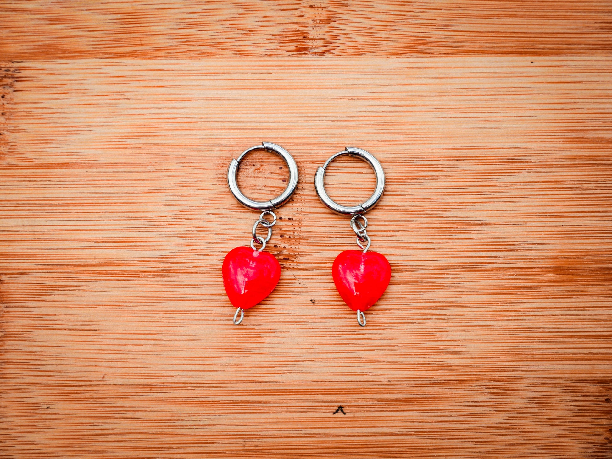 14mm Heart Huggies