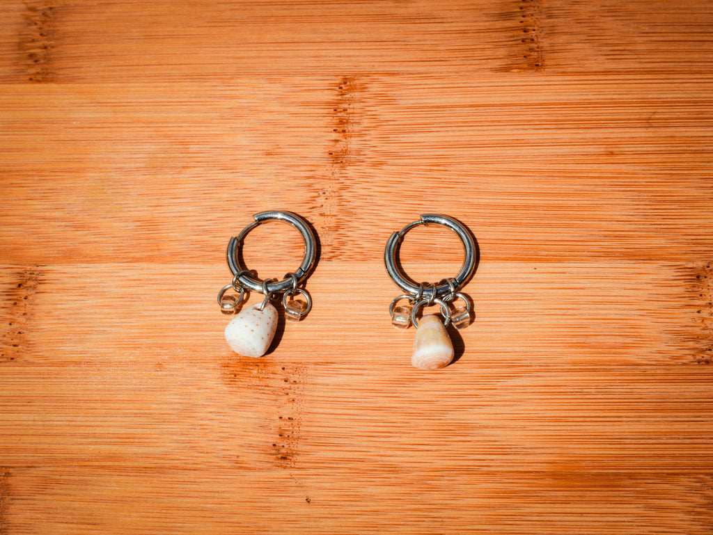 18mm Cone Shell Huggies