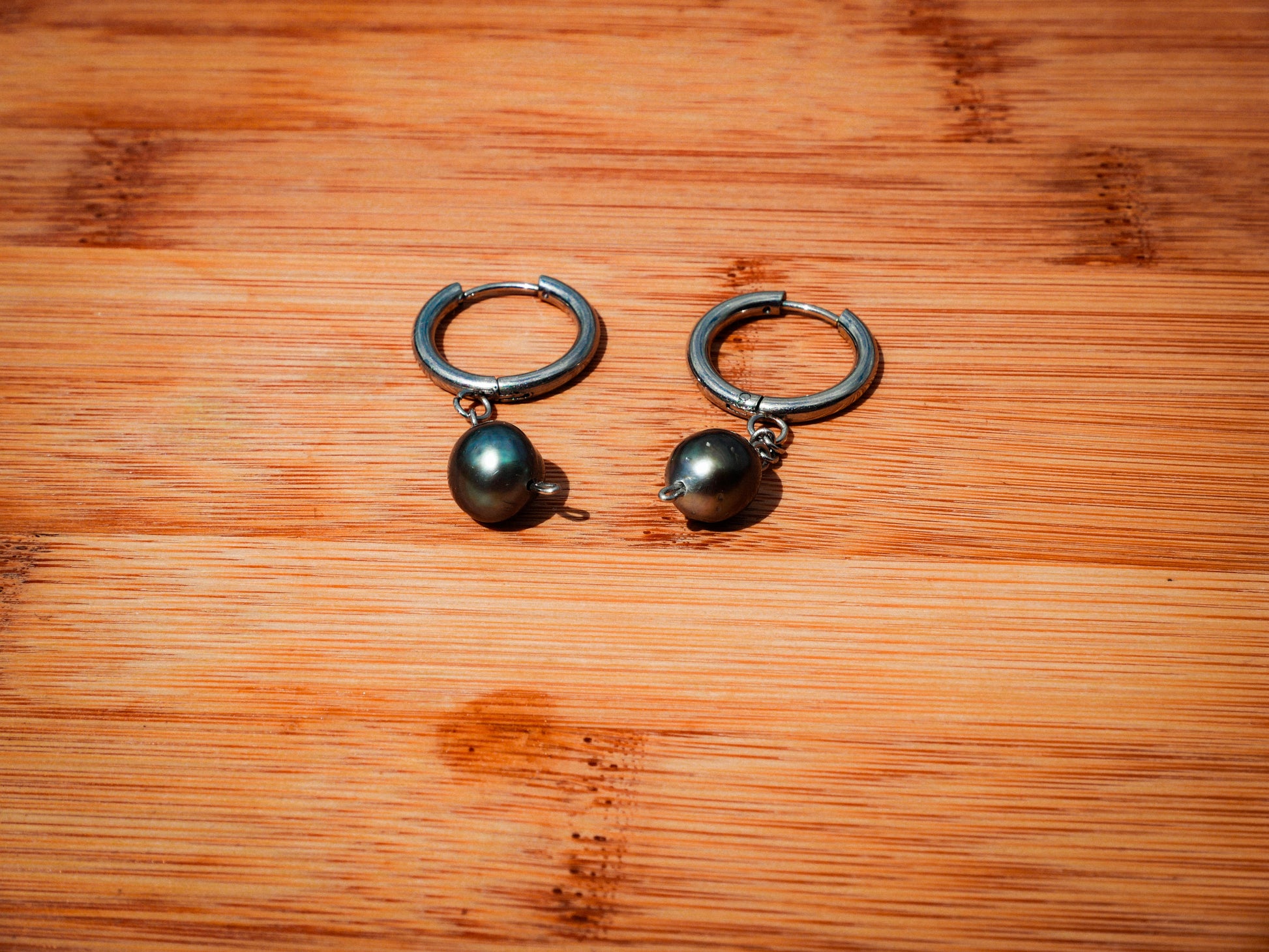 20mm Tahitian Pearl Huggies