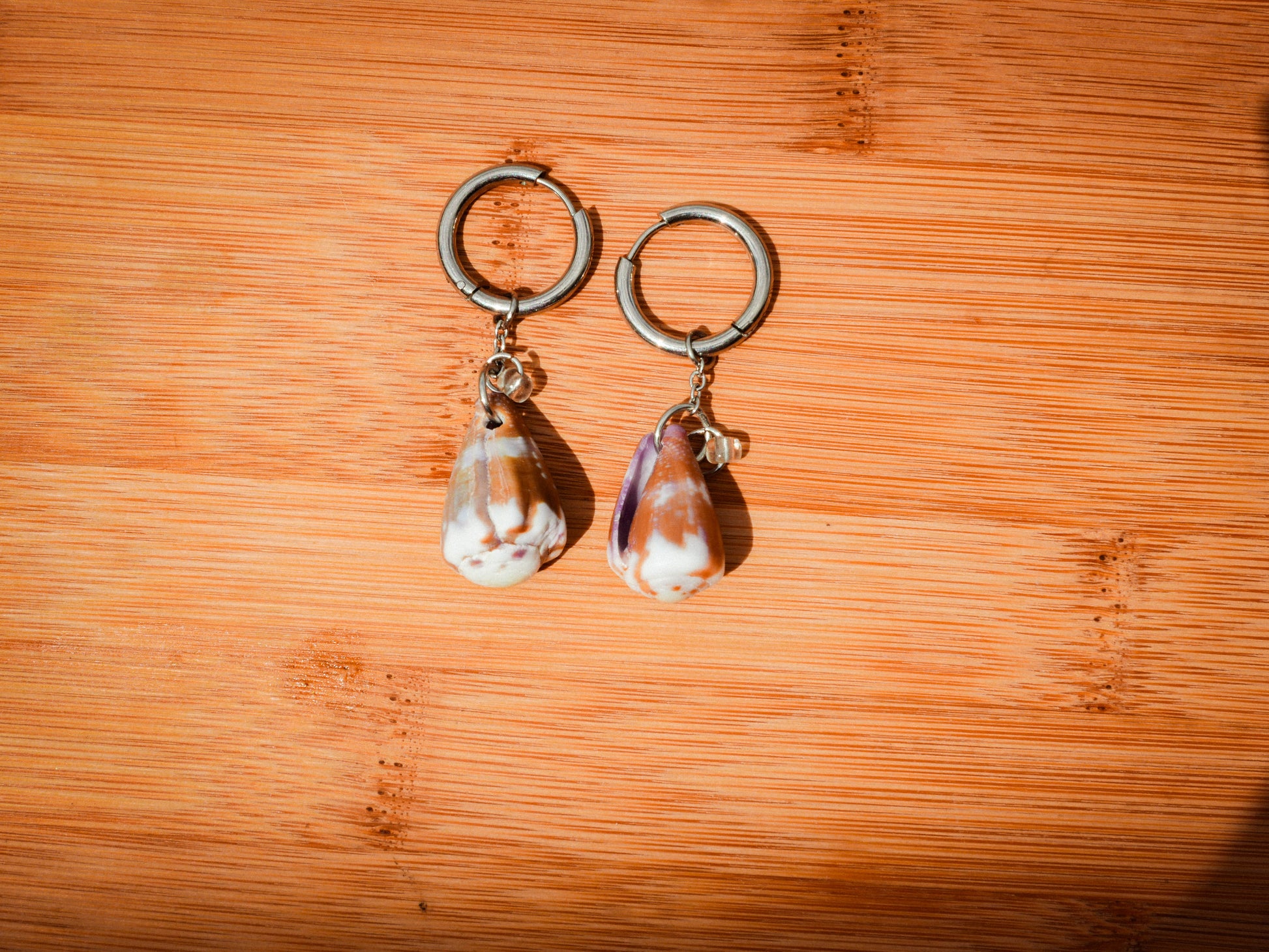 20mm Cone Shell Huggies