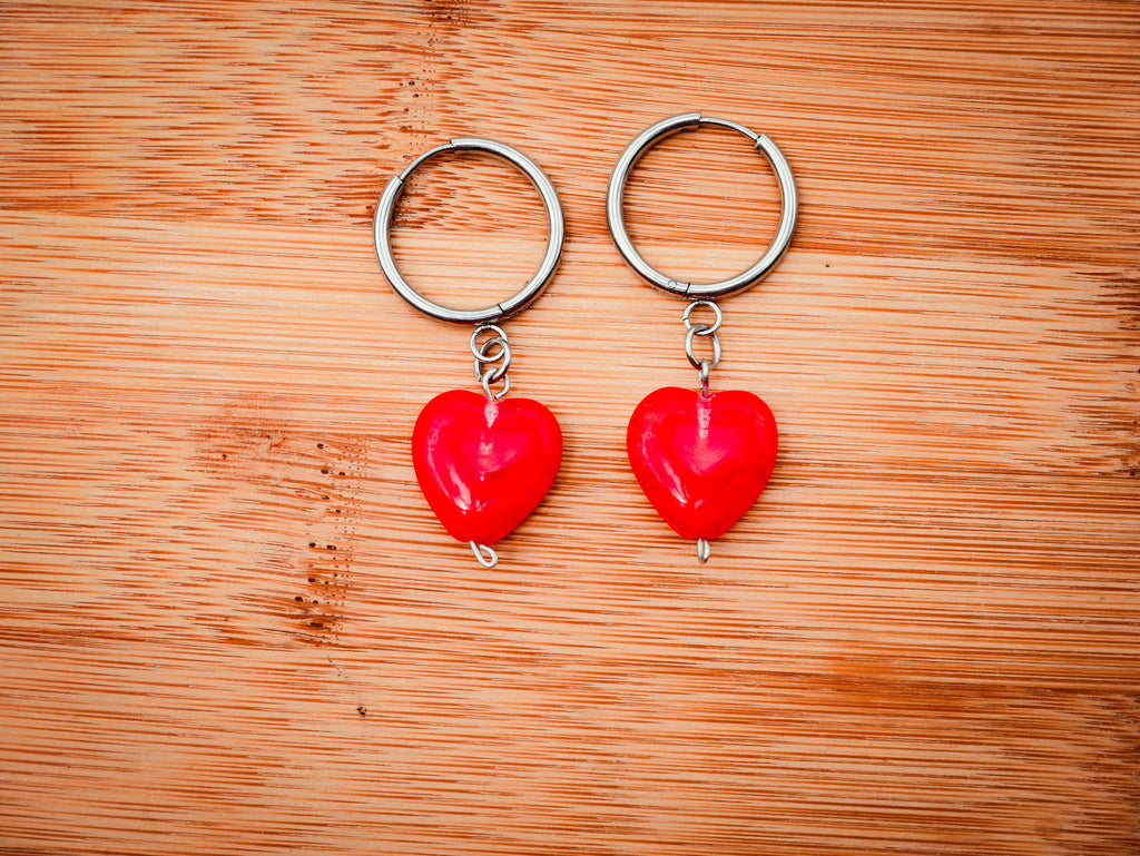 20mm Love Line Heart Huggies
